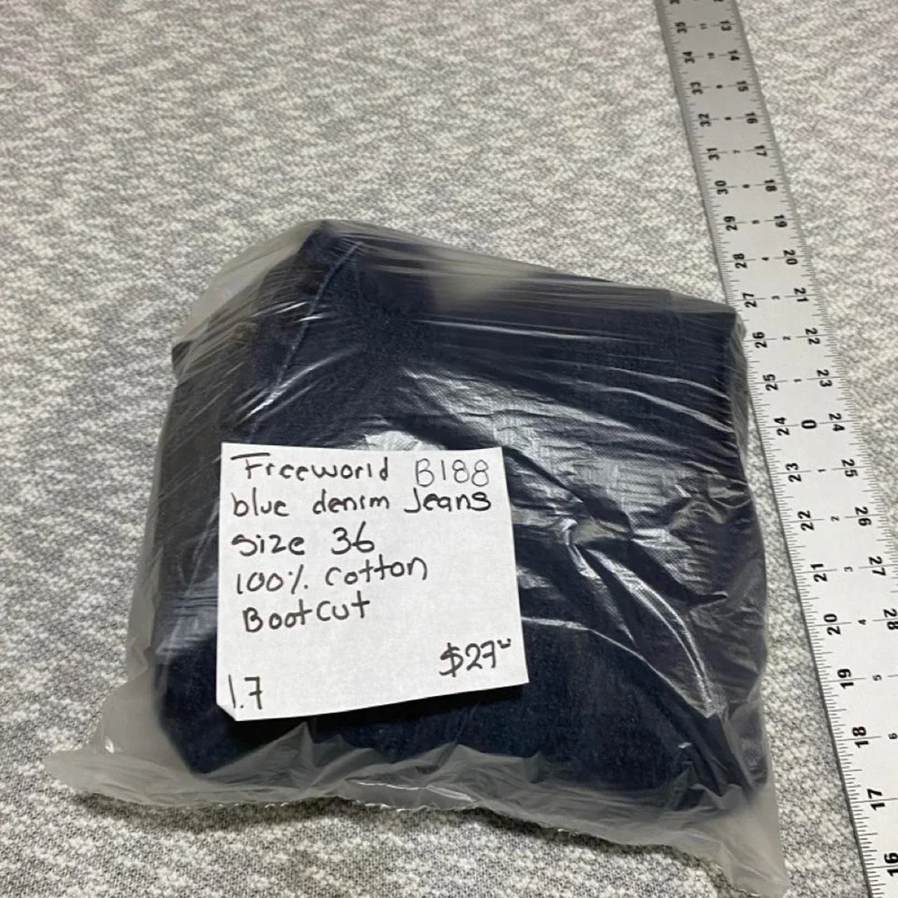 FreeWorld blue denim jeans  bootcut 100% cotton size 36. SKU-B188#denim